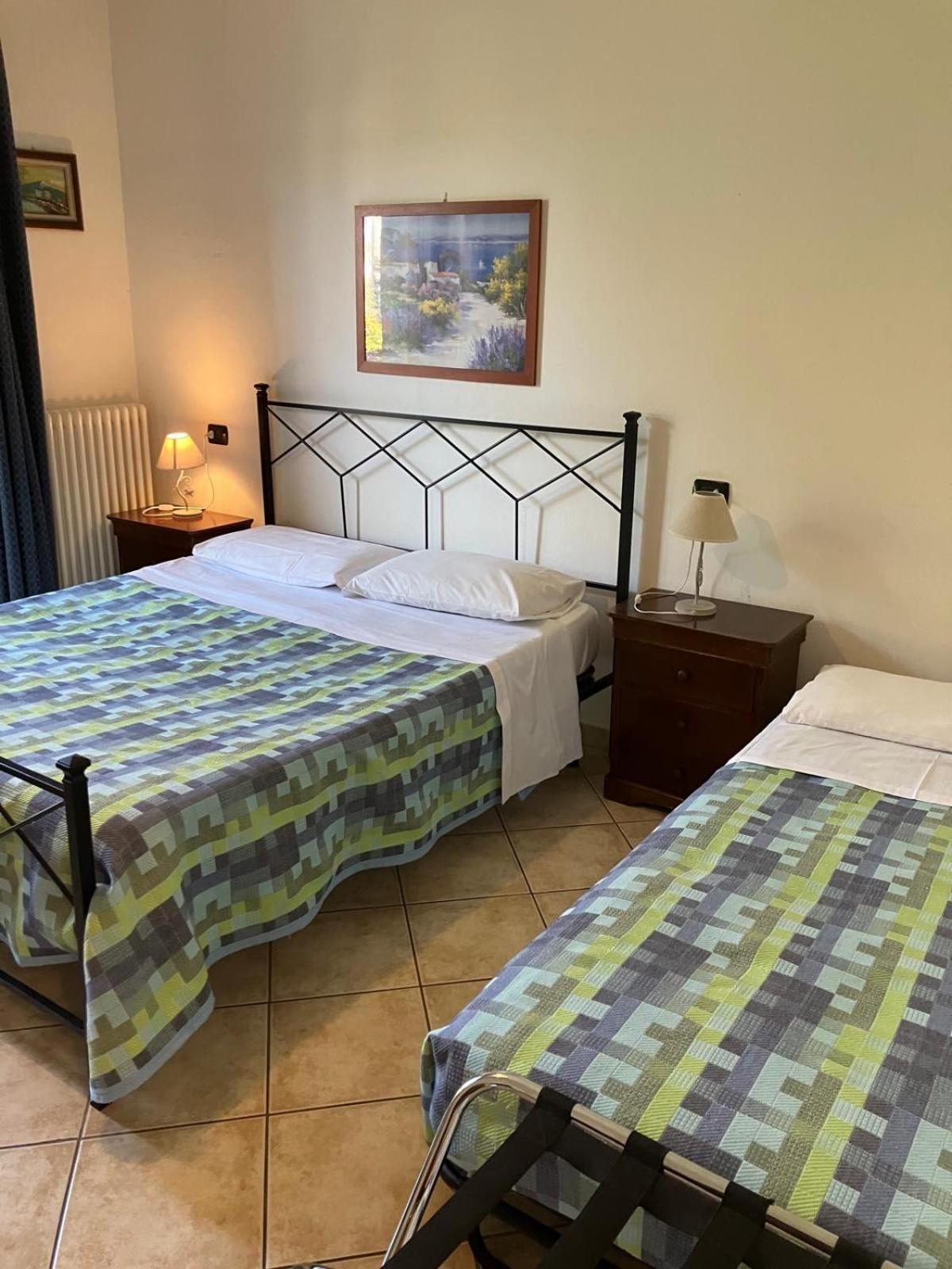 La Terrazza Hotell Peschiera del Garda Eksteriør bilde