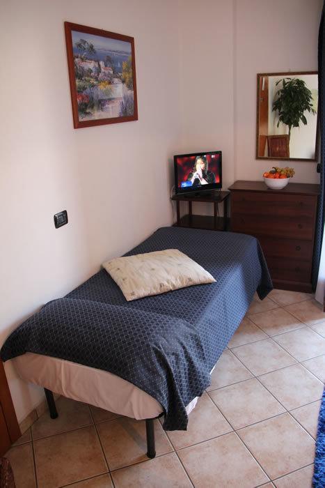 La Terrazza Hotell Peschiera del Garda Rom bilde